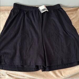 Forelli NWT Ladies Black Elastic Waist Long Shorts